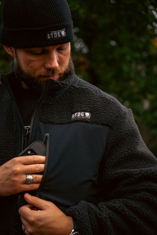 Explore Sherpa Fleece Black