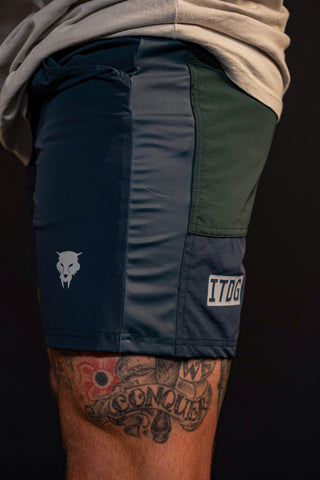 Adventure Shorts Dark Pine