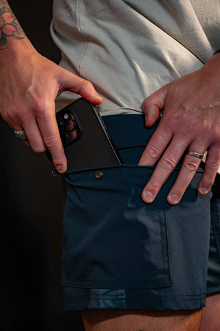 Adventure Shorts Dark Pine